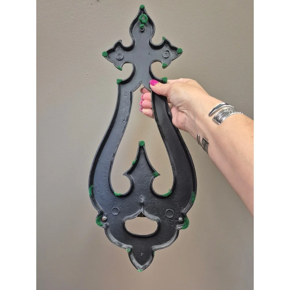 Vintage Gothic Cast Metal Wall Sconce Candle Holder Fleur De Lis Gold Black 17